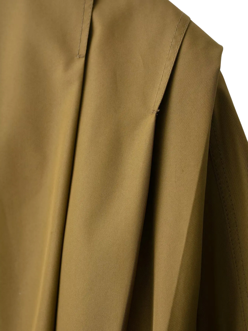 Vivica – Schicke Kurzjacke mit Faltenbesatz und Einreiher-Design