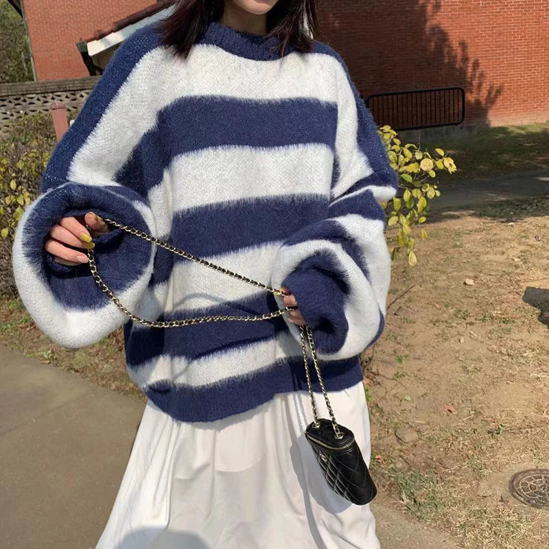 Women's Clothing Korean Stripe Knitting Sweater Round Neck Long Sleeves Vintage Casual Fashion Baggy Ladies Tops Autumn
