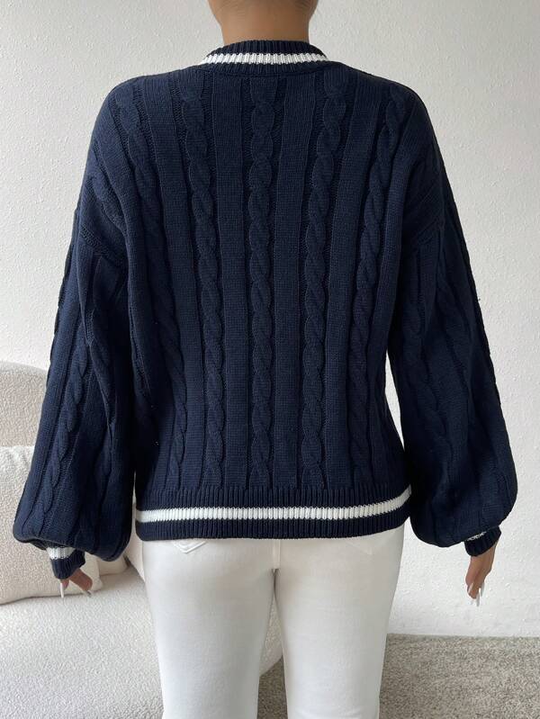 June - Gestreifter Zopfmuster-Pullover für Damen