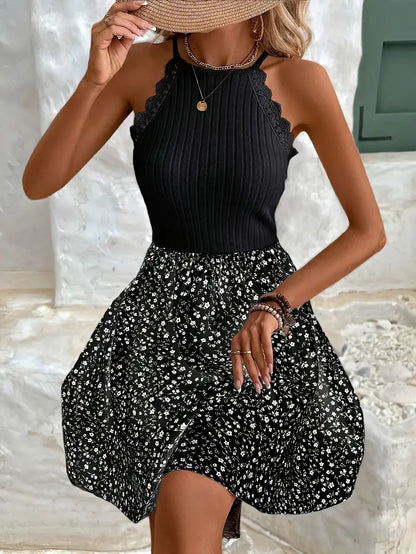 https://cdn.shopify.com/s/files/1/0646/2626/2284/files/3edc8ad2-b11f-4f0e-9552-Yasmine-_Sommerferienkleid_f_r_Frauen_Schwarz_2.webp?v=1740744291