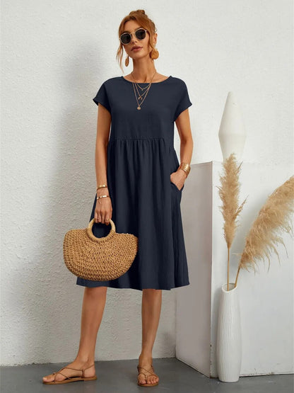 https://cdn.shopify.com/s/files/1/0646/2626/2284/files/Jette_-_Damen_elegantes_Kleid_Marineblau.jpg?v=1740464594