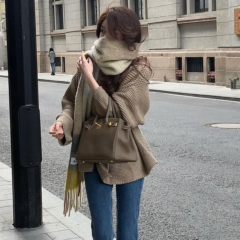 Medium Length Knit Cardigan for Women, Fashionable French Style, Long Sweater Coat, Autumn and Winter