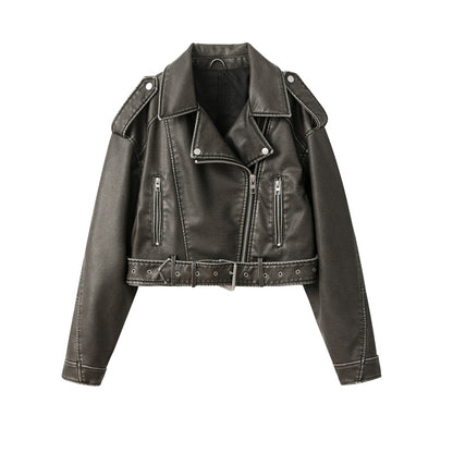 Sieglinde |  Klassische, taillierte Lederjacke in Cropped-Länge mit modernem asymmetrischem Reißverschluss