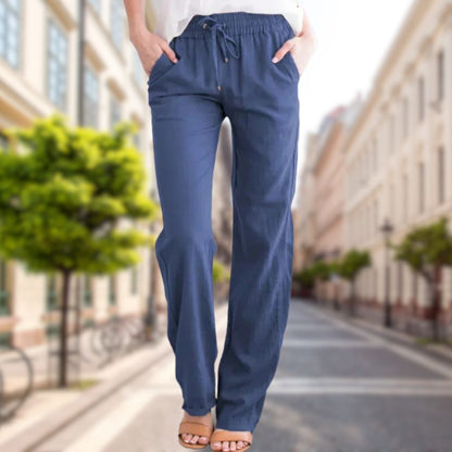 https://cdn.shopify.com/s/files/1/0646/2626/2284/files/Urbina-_Atmungsaktive_Sommerhosen_aus_Leinen_Blau.jpg?v=1740548518