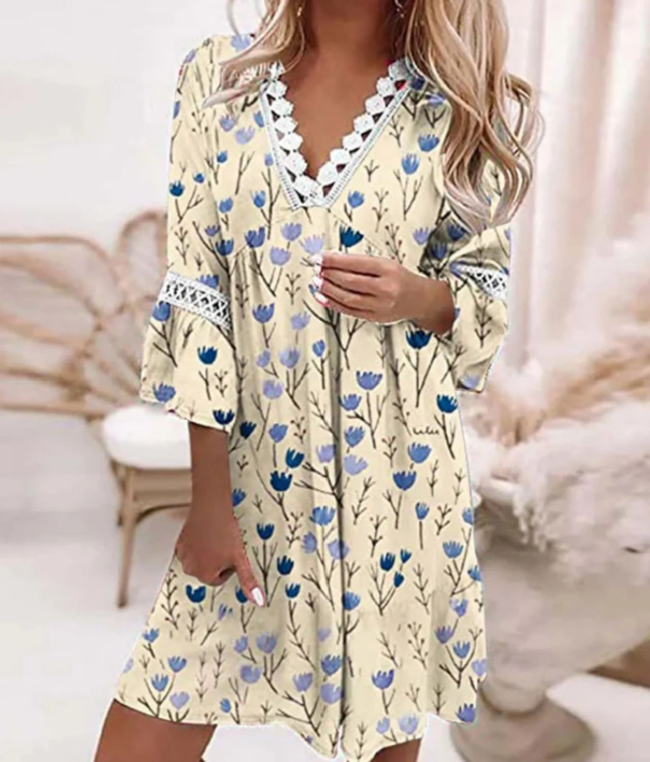 https://cdn.shopify.com/s/files/1/0646/2626/2284/files/Valencia-_Sommerkleid_f_r_Frauen_Gelb.jpg?v=1740641600