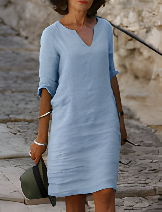 https://cdn.shopify.com/s/files/1/0646/2626/2284/files/Yuliana-_Modisches_Sommerkleid_Himmelblau.jpg?v=1740759644