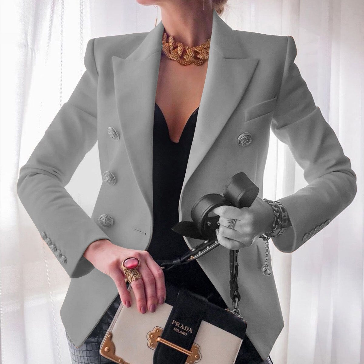 https://cdn.shopify.com/s/files/1/0646/2626/2284/files/mode-solide-knopf-anzugsjacke-881822.jpg?v=1738168190