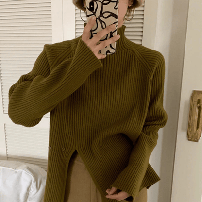 https://cdn.shopify.com/s/files/1/0646/2626/2284/files/muller-mode-aella-gerippter-rollkragenpullover-strickwaren-179552.png?v=1740736561