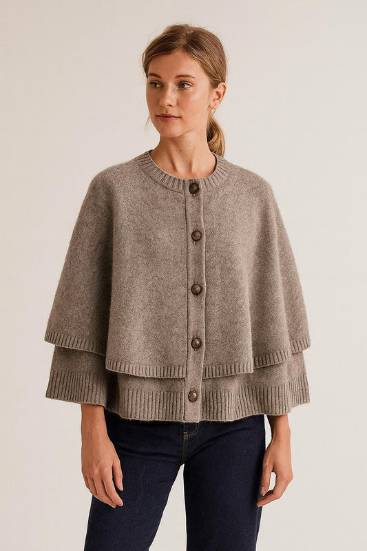 Maxine | Hochwertige Winter-Strickjacke mit Kapuze